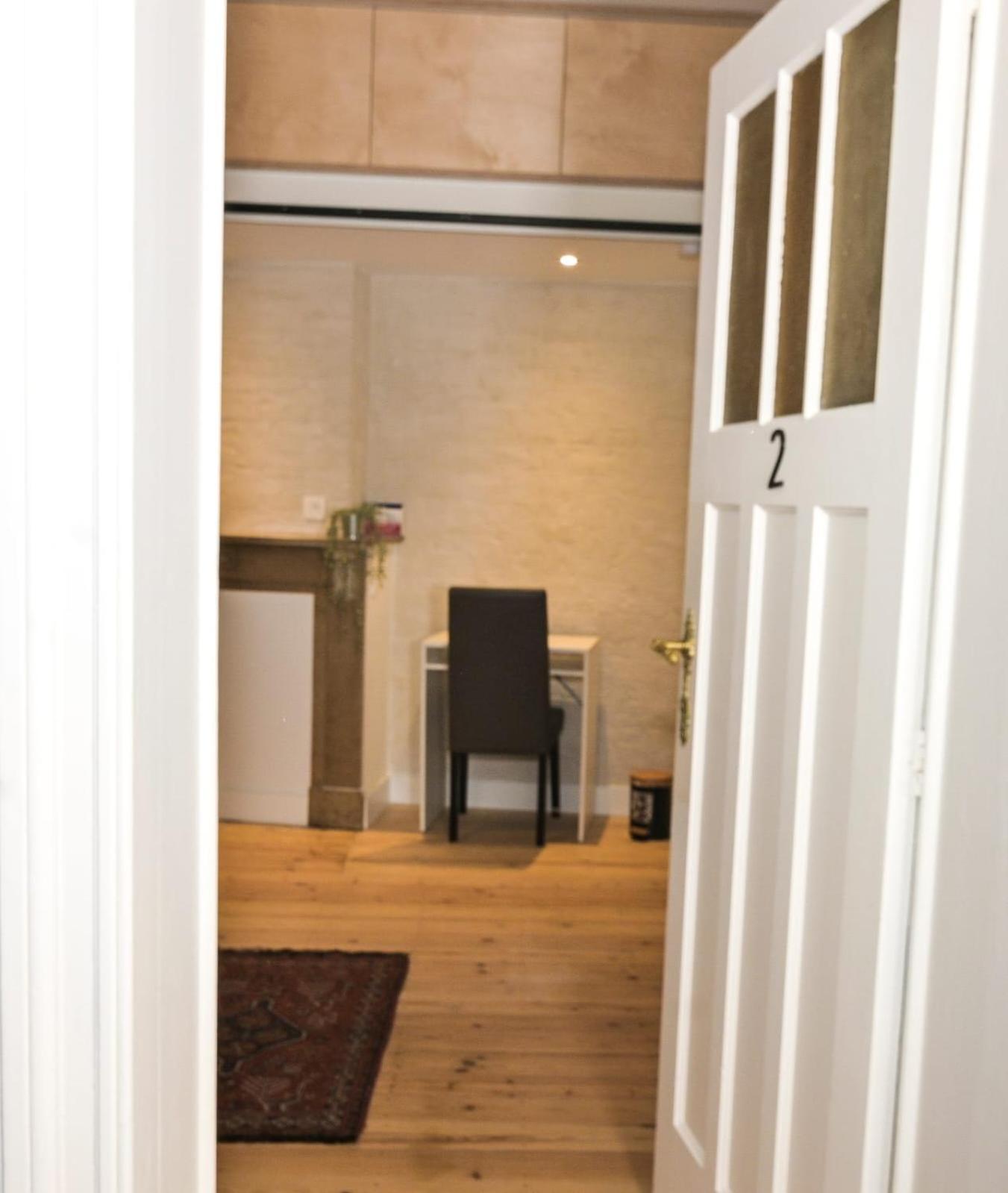 Comfortable Room With Terrace European Parliament Bruxelles Exterior foto