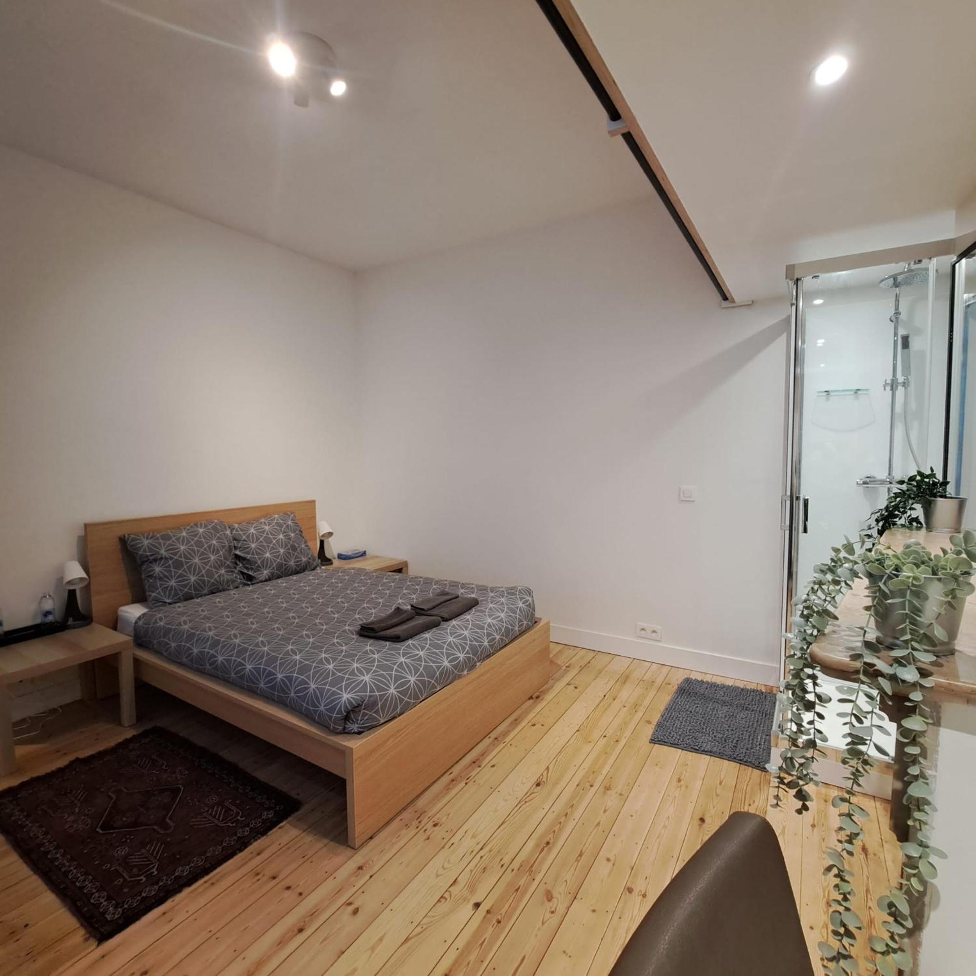 Comfortable Room With Terrace European Parliament Bruxelles Exterior foto