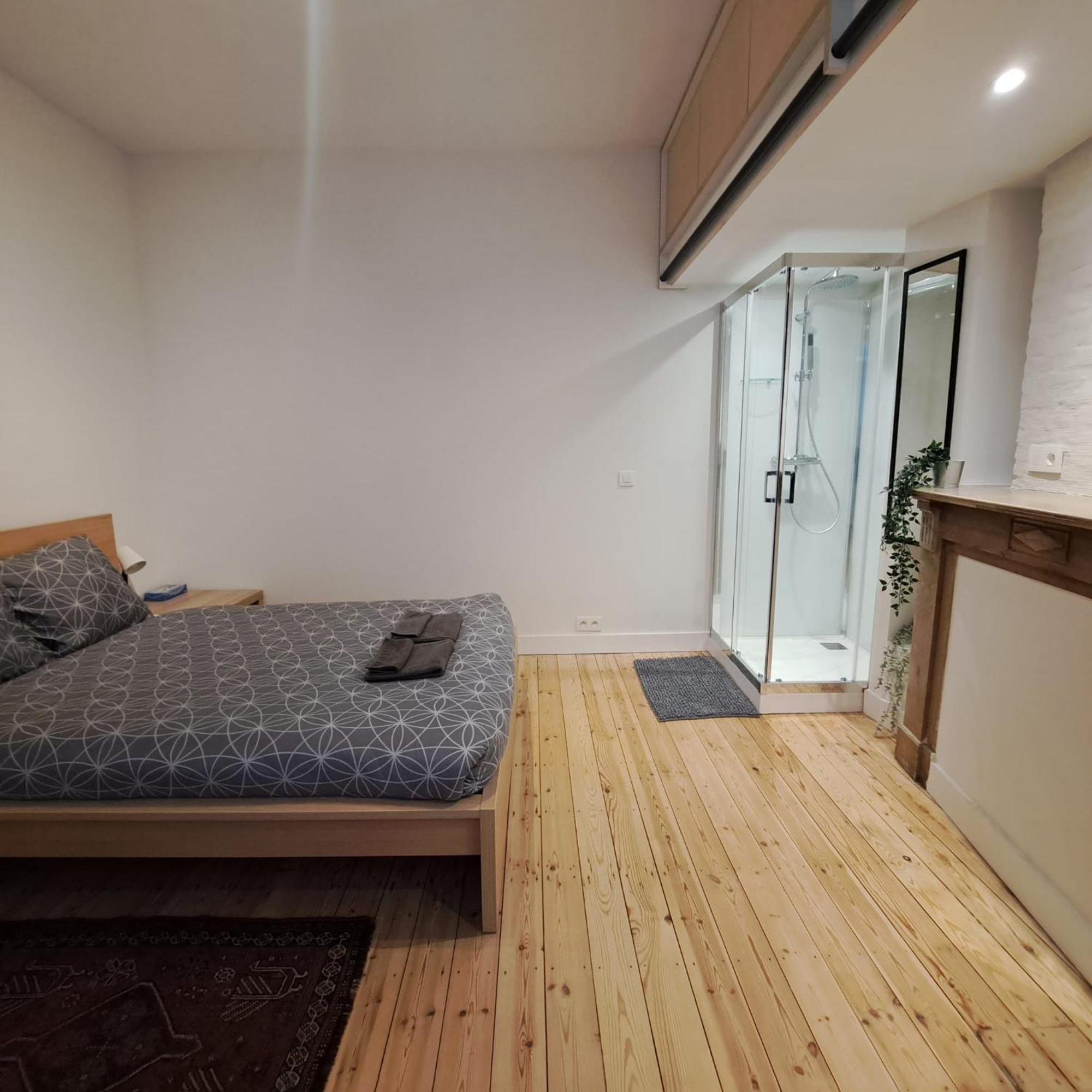 Comfortable Room With Terrace European Parliament Bruxelles Exterior foto