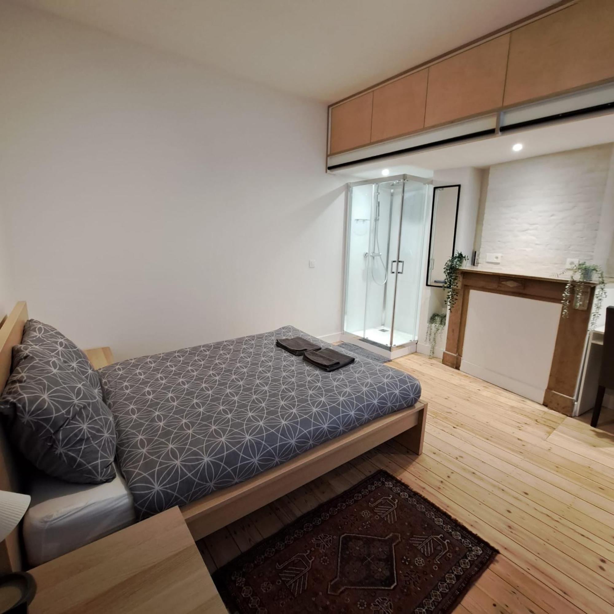 Comfortable Room With Terrace European Parliament Bruxelles Exterior foto